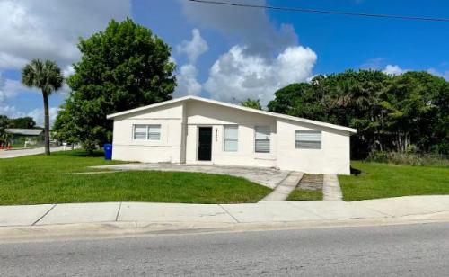 House for Rent in Riviera Beach, Florida, Ref# 202014170 in West Palm Beach - Image 1