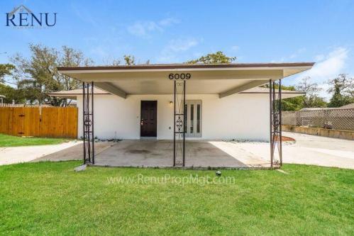House for Rent in Spring Hill, Florida, Ref# 202000999 in Des Moines - Image 1