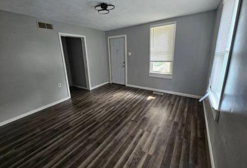 House for Rent in Springfield, Illinois, Ref# 202045982 in Springfield - Image 1