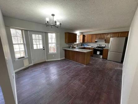 House for Rent in Springfield, Missouri, Ref# 201983255 in Eugene - Image 1