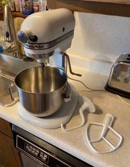 Household items in Richmond - Image 18