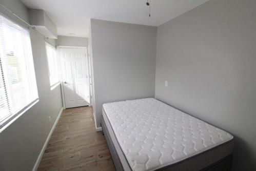 Hunters Rd Apt D, Harrisonburg, Condo For Rent in Harrisonburg - Image 1