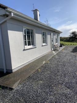 Hydrangea House in Buncrana - Image 1