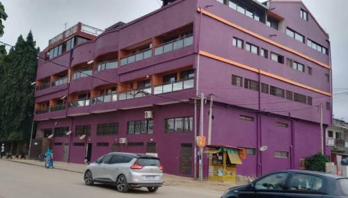 IMMEUBLE R +3 commercial en vente Riviera faya à Abidjan - Photo 1