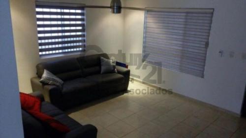 IMPECABLE CASA EN UBICACION PRIVILEGIADA en San Bernabé - Imagen 4