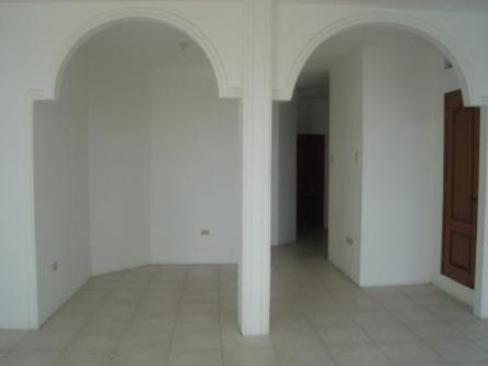 INMOBILIARIA ALARCÓN RENTA EXCELENTE DPTO. 3 DORMITORIOS, UMIÑA en Manta - Imagen 6