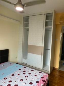 Immediately Available – Spacious Common Room in Premium Unit in Singapore - Image 2