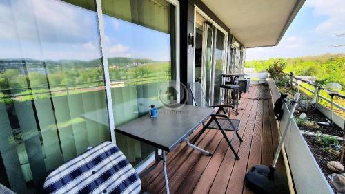 !!! ImmoPoint !!! ALTENGERECHTES Wohnen mit SCHWIMMBAD + … in Iserlohn - Bild 1