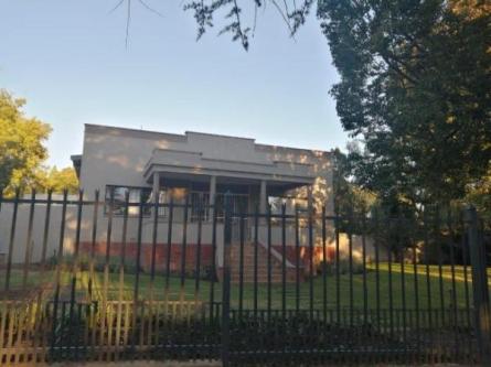 In A Safe Area! 3 Bedroom House To Rent In Eureka in Randburg - Image 1