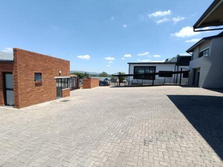 Industrial 2030-ref-18075 for Rent in Kimbult, Roodepoort in Springs - Image 1