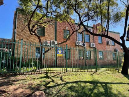 Industrial 2030-ref-18457 for Rent in Rooihuiskraal, Centurion in Centurion - Image 1