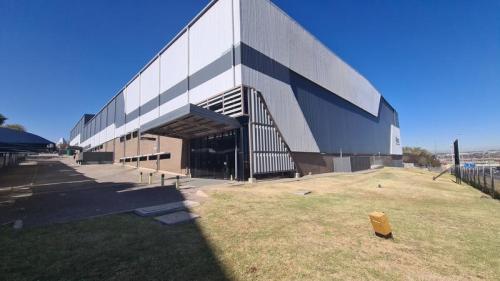 Industrial 2030-ref-18458 for Rent in Allandale, Midrand in Tembisa - Image 1