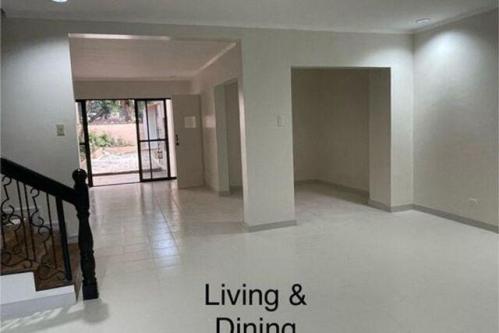 Industrial Valley, Marikina, House For Rent in Signal Village - Image 1