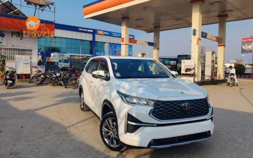 Innova Crysta Hire Jaipur | Rent Innova Crysta in Jaipur in Jaipur - Image 1
