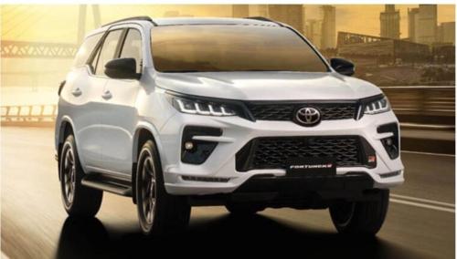 Innova Crysta on Rent​ in Bangalore in Bangalore - Image 1