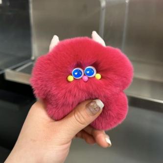 JUERLEWA Imitation Rabbit Fur Key Chain, Plush Soft Ice … in Singapore - Image 1