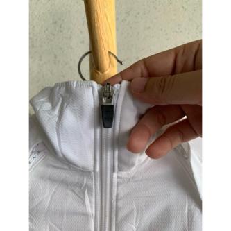 Jacket Removable Arm Very New White Sign Work Ellesse in Singapore - Image 1