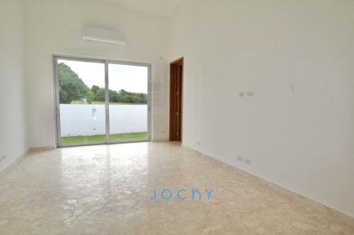 Jochy Real Estate vende, villa en Casa de Campo, La Romana R.D en La Romana - Imagen 8