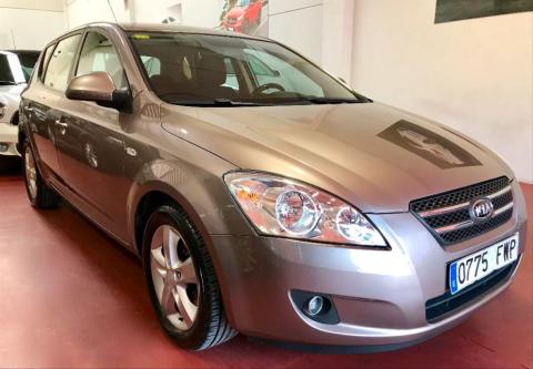 KIA ceed en Armilla - Imagen 1