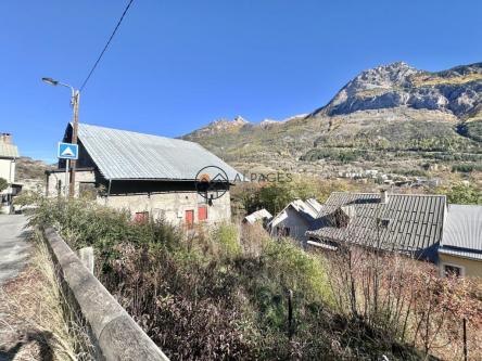L'ARGENTIERE-LA-BESSEE - MAISON A RENOVER à Gap - Photo 1