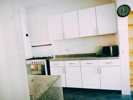 LINCE CASA CON GARAJE VENDO EN ZONA RESIDENCIAL RODEADA DE AREAS en Lima - Imagen 3