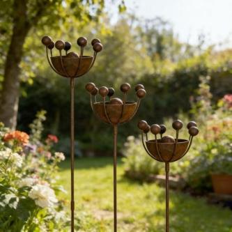 LKBENNETT Bird Water Dispenser, Vintage Rustic Iron Bracket … in Malacca Town - Image 1