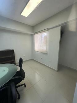 LOCAL EN RENTA SEMI AMUEBLADO JULIETA MORALES en Santo Domingo - Imagen 3