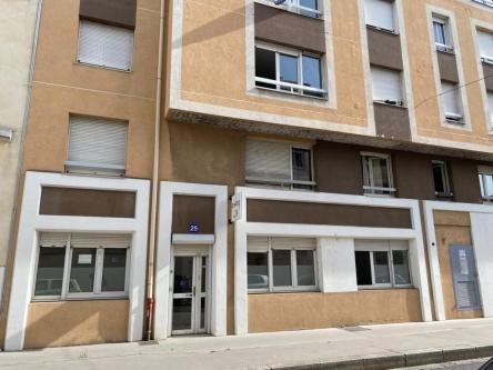 LOCAL à Villeurbanne - Photo 1