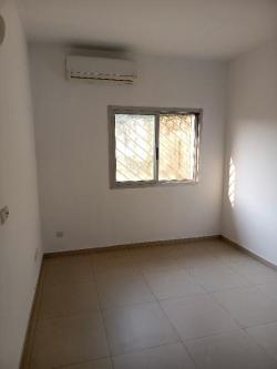 LOCATION APPARTEMENT 4 PIÈCES AVEC PISCINE RIVIERA 3 à Abidjan - Photo 9