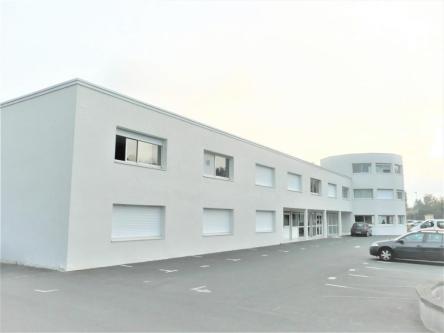 LOCATION BUREAUX à Saint-Sébastien-sur-Loire - Photo 1