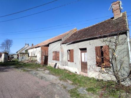 LONGERE EN PIERRE A RENOVER à Montereau-Fault-Yonne - Photo 1