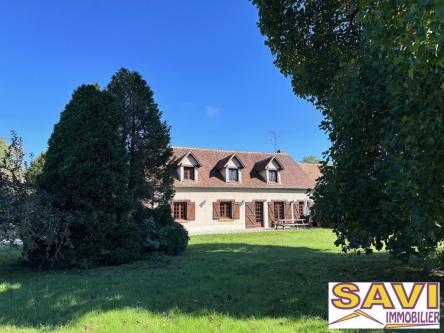 LONGERE RENOVEE avec dépendance à Montereau-Fault-Yonne - Photo 1