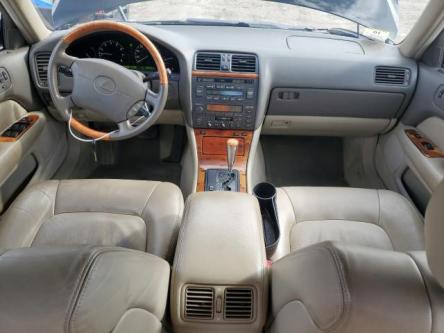 LUXURIOUS 2000 LEXUS LS 400 in Lagos - Image 6