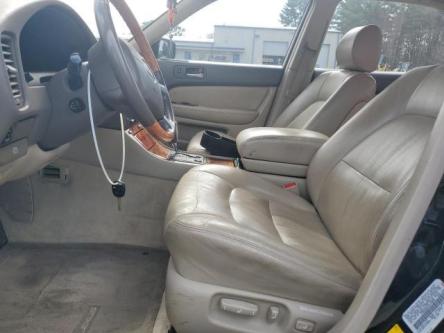 LUXURIOUS 2000 LEXUS LS 400 in Lagos - Image 8