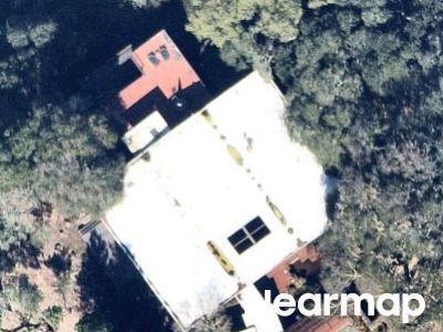 Lake Chabot Rd in San Leandro - Image 1