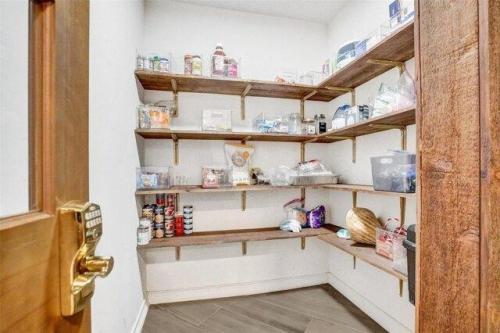 Layne Blvd, Hallandale Beach, Home For Rent in Hollywood - Image 1