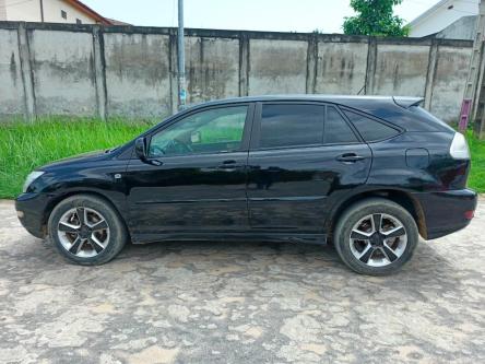 Lexus RX300 .AUTOMATIQUE. ESSENCE. PAPIER À JOUR. à Abidjan - Photo 1
