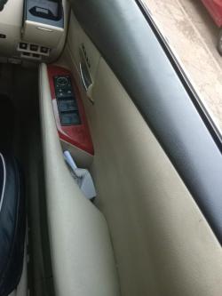 Lexus Rx450h 2010 Automatic in Pretoria - Image 5