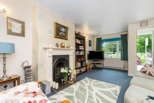 Lime Tree Cottages, Roecliffe, 2 Bedroom End in Goodmayes - Image 1