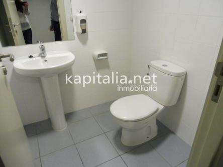 Local comercial en venta en Bocairent CON RENTABILIDAD!! en Onda - Imagen 1