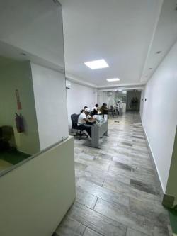 Local para oficina de 37 m2 en Gazcue 4to. Nivel con ascensor en Los Minas - Imagen 3