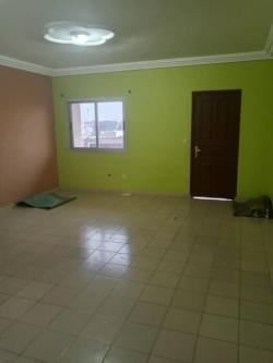 Location Appart 3 Pièces Riviera Faya vers Église Catholique à Abidjan - Photo 4