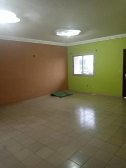Location Appart 3 Pièces Riviera Faya vers Église Catholique à Abidjan - Photo 6