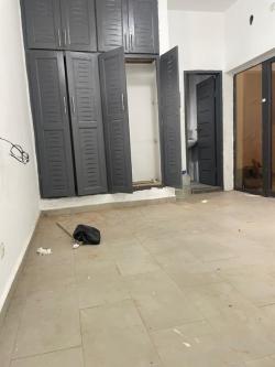 Location d'un Grand Studio à la Riviera Bonoumin Rond-point ADO à Abidjan - Photo 9