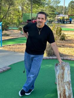 Looking for discreet hook up in Little Rock - Image 1