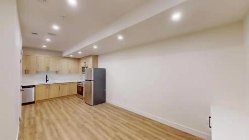 Lower - 8118 Bowness Rd Nw in Calgary - Image 1
