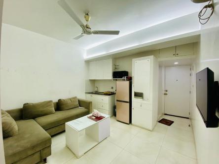 Luxurious 2-Room Studio Apartment Rent in Bashundhara R/A in Dhaka - Image 2