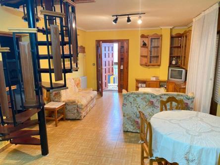MAGNIFICO APARTAMENTO RODEADO DE TODOS LOS SERVICIOS, IDEAL … en León - Imagen 1