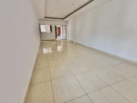 MAGNIFIQUE APPARTEMENT DE 3 PIÈCES HAUT STANDING,RIVIÉRA 2 à Abidjan - Photo 4