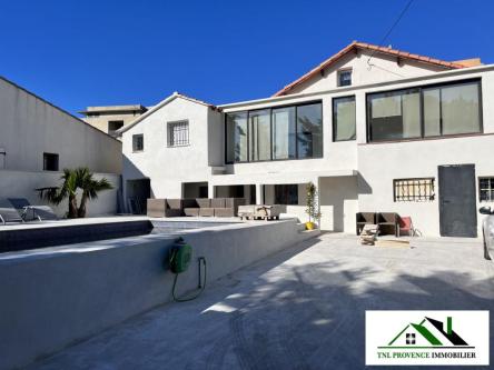 MAISON AVEC PISCINE à Marseille - Photo 1